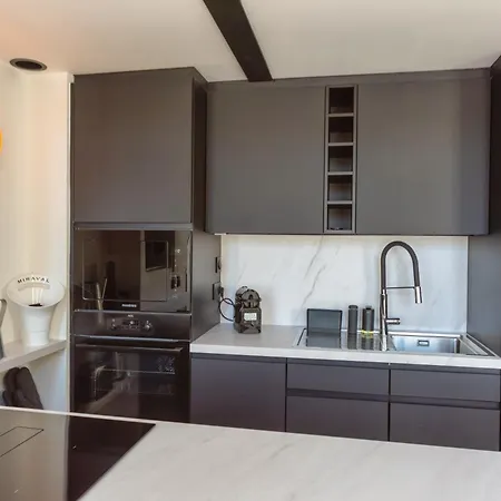 Apartman Duplex Centre Lumineux Et Calme *