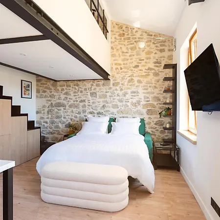 Daire Duplex Centre Lumineux Et Calme Cannes